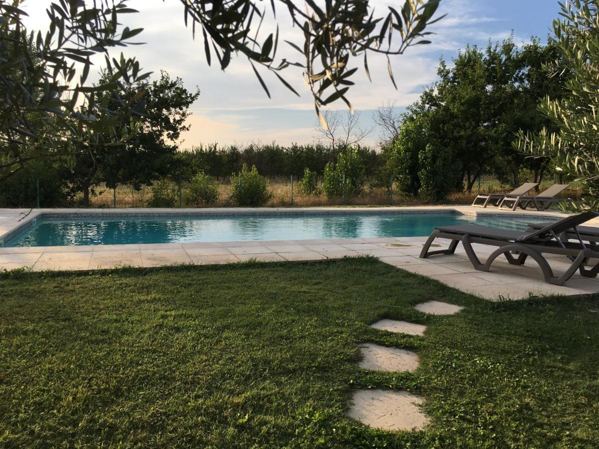Mas La Cigaliere Bed & Breakfast Venasque Bagian luar foto