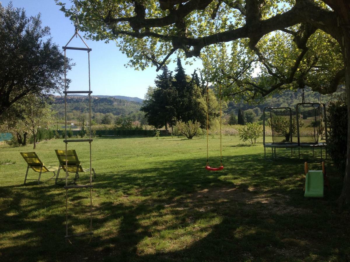 Mas La Cigaliere Bed & Breakfast Venasque Bagian luar foto
