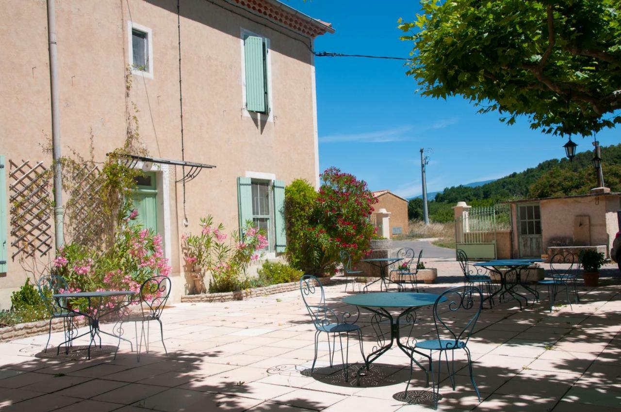 Mas La Cigaliere Bed & Breakfast Venasque Bagian luar foto
