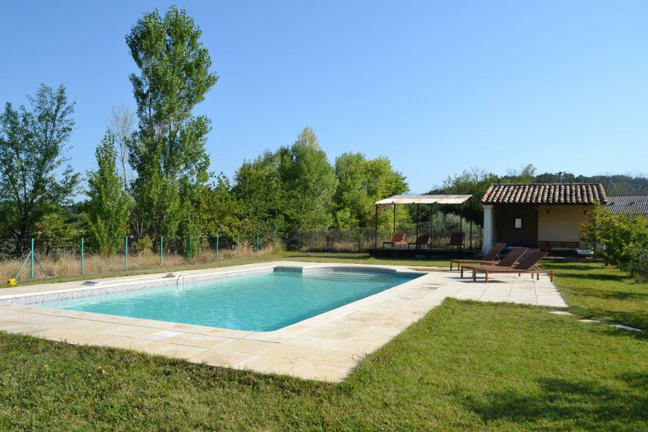 Mas La Cigaliere Bed & Breakfast Venasque Bagian luar foto