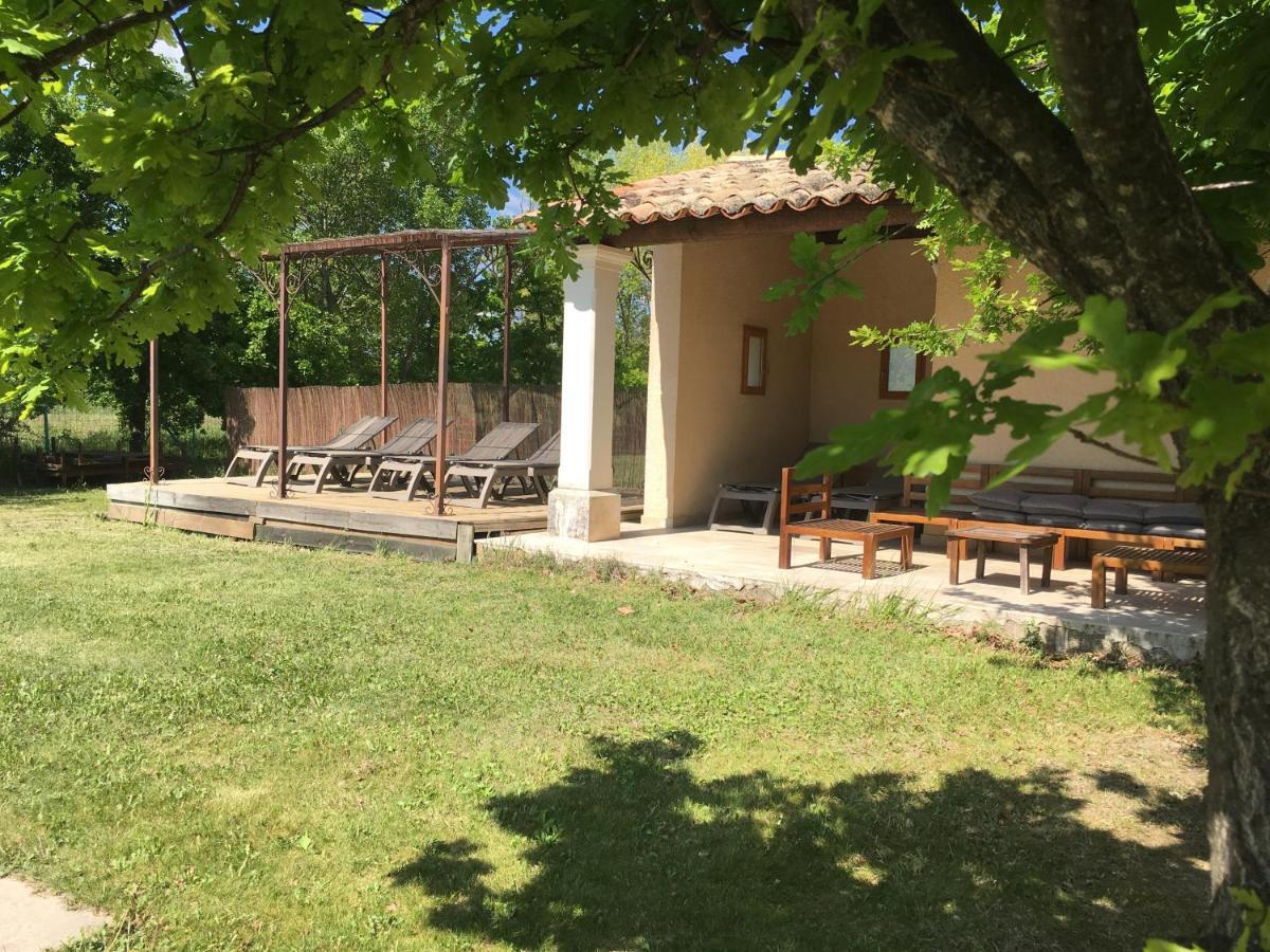 Mas La Cigaliere Bed & Breakfast Venasque Bagian luar foto
